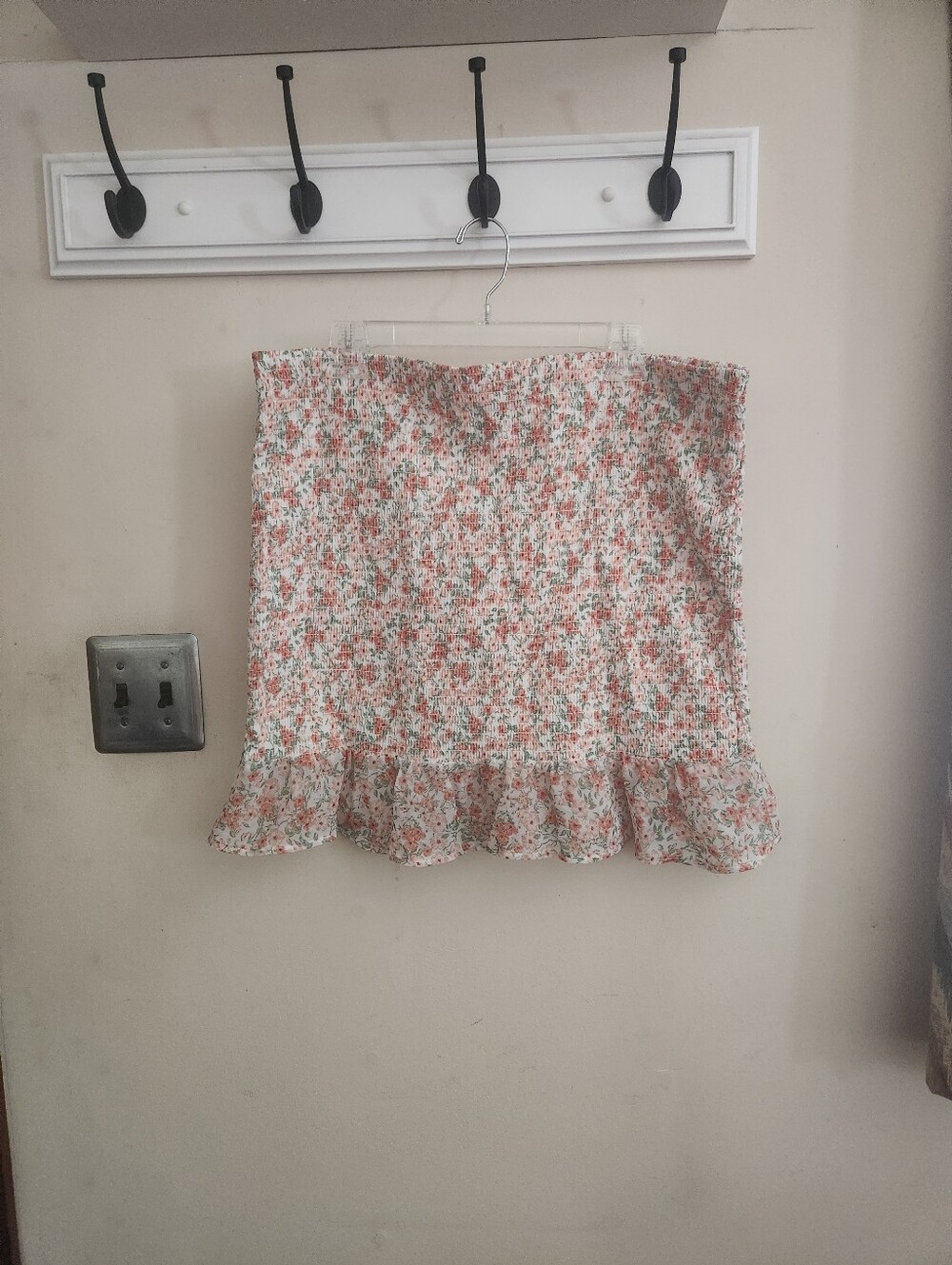 🎉 Flower Themed Tube Top